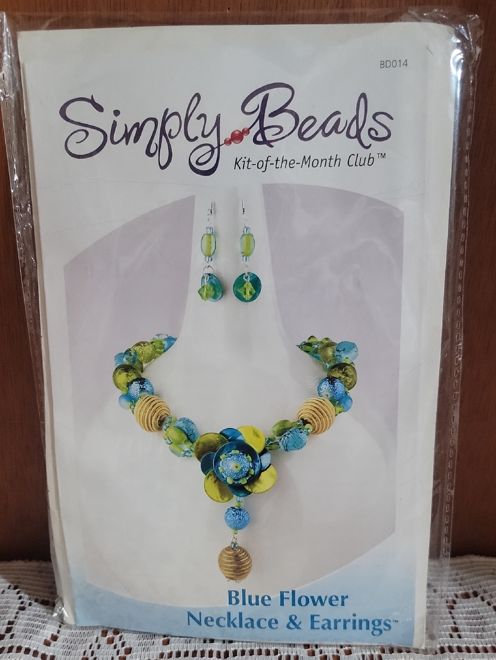 Simply Beads Blue and Green Floral Necklace & Earrings